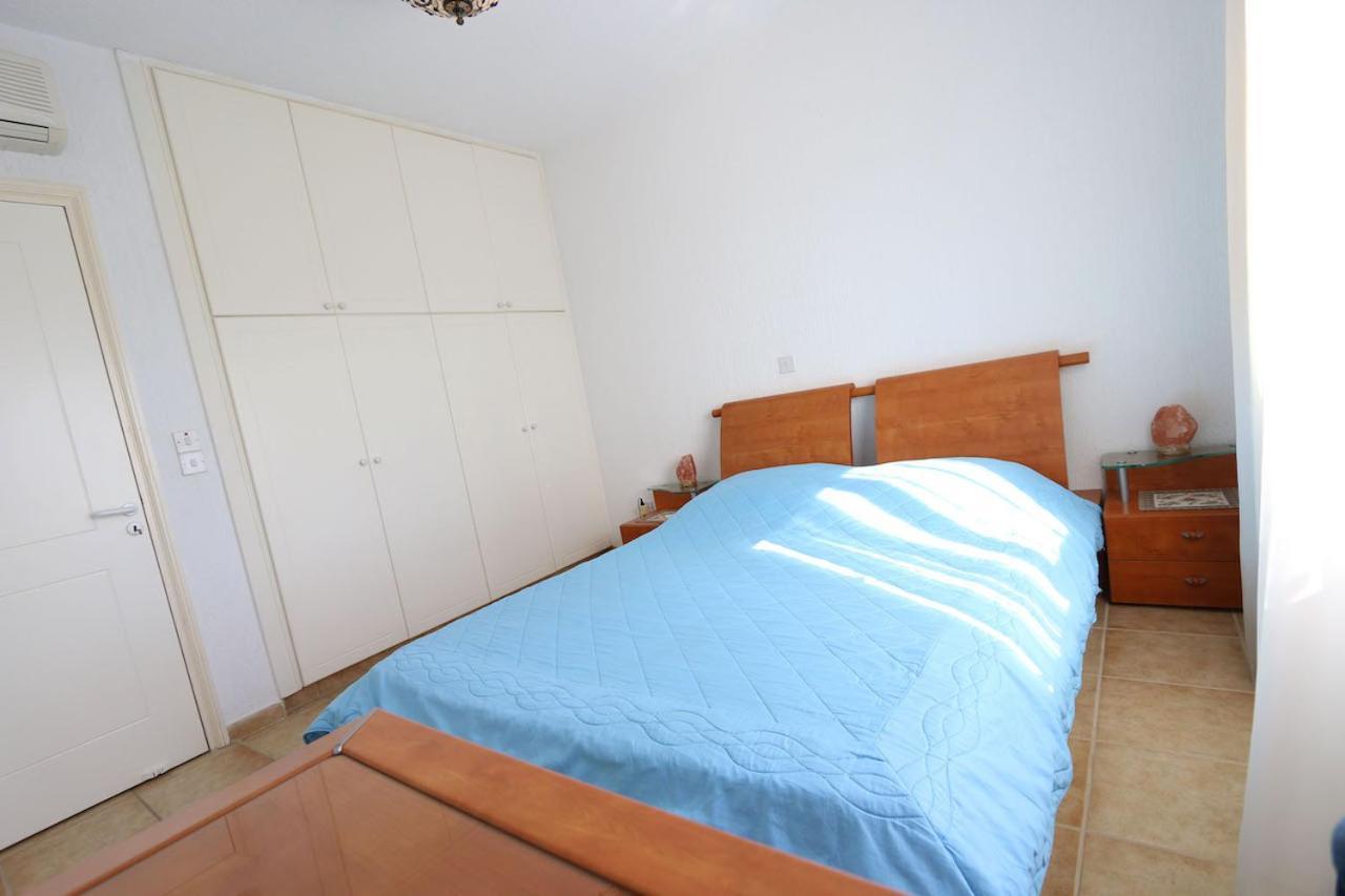 Limnaria Gardens B Apartment Paphos Exterior photo